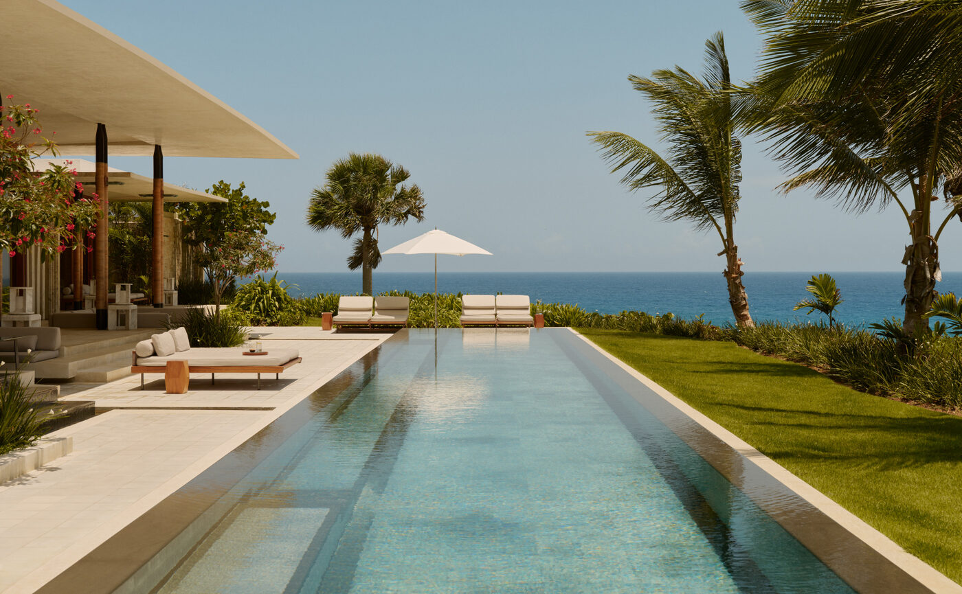 A casita at Amanera with an infinity pool above the Caribbean, courtesy of Aman