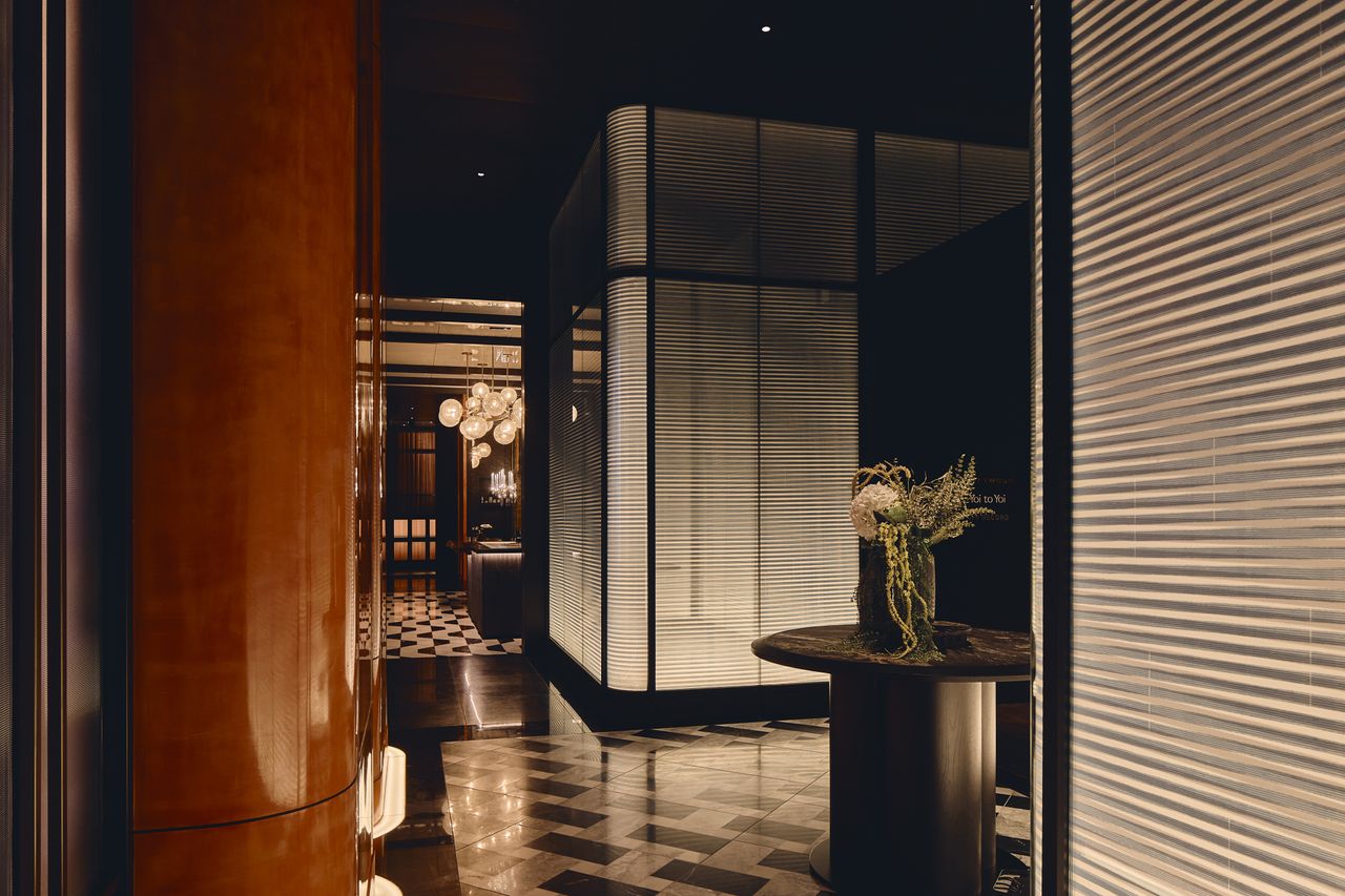 Driftwood rooftop bar and restaurant on level 43 of Fairmont Tokyo, with Yoi-to-Yoi standing bar adjacent